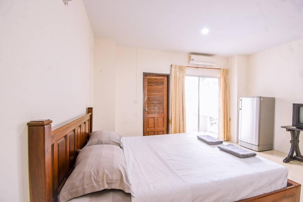 We Residence Паттайя Экстерьер фото